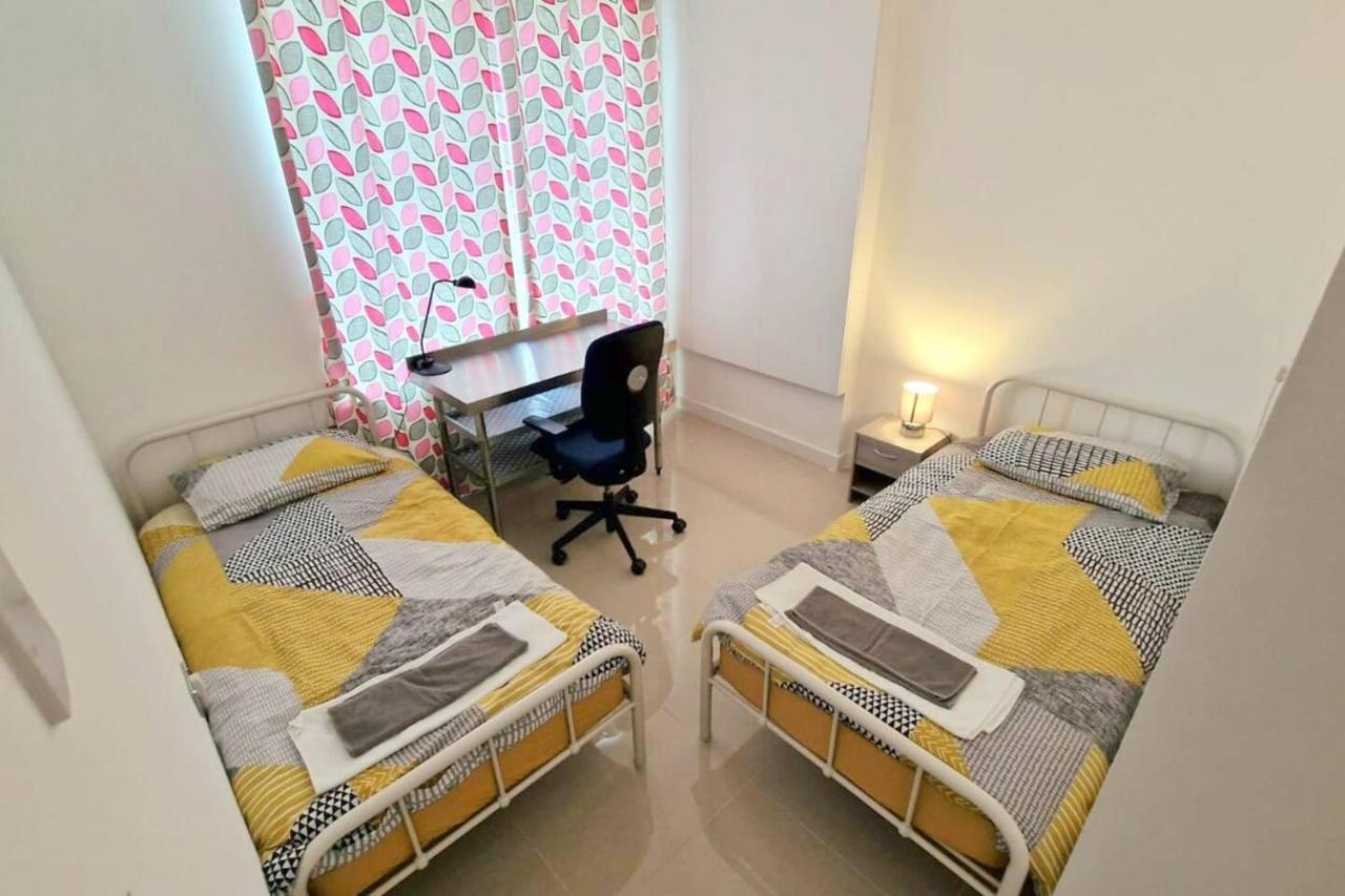Villa Modern 3-Bed House In Surrey Quays à Londres Extérieur photo